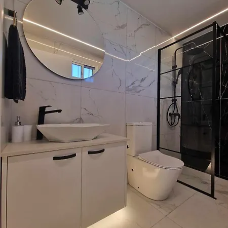 Modern House In Touristic Pyla - Oroklini! *