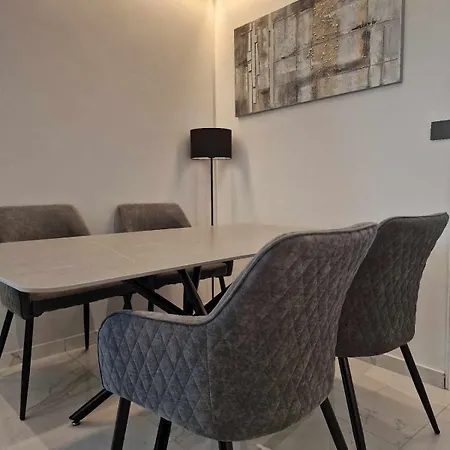 Modern House In Touristic Pyla - Oroklini! بيت للعطل