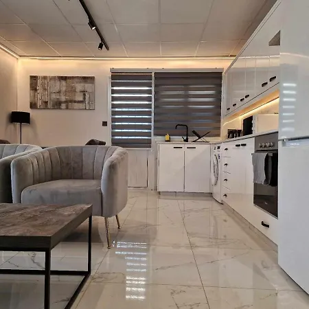 Modern House In Touristic Pyla - Oroklini! Prázdninový dům *