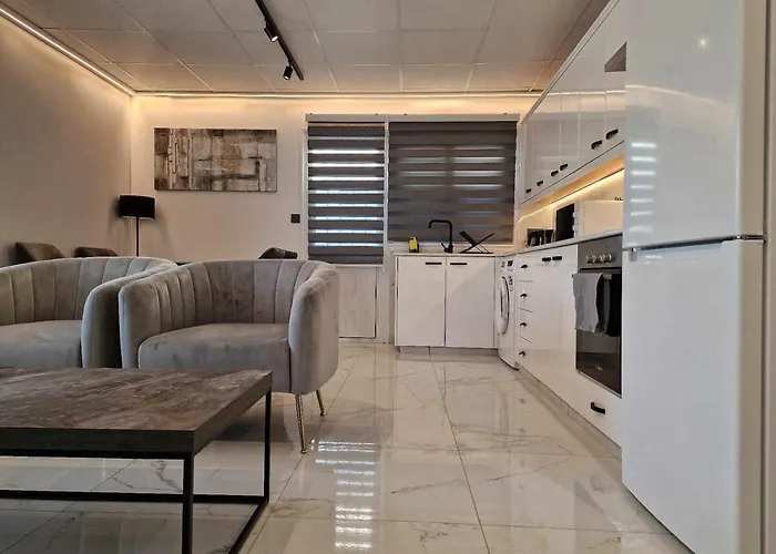 Modern House In Touristic Pyla - Oroklini! Prázdninový dům *